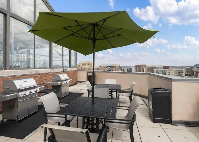 Incredible Apartment With Rooftop In Pentagon City